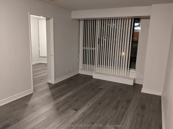 23 Hollywood Ave, Toronto, ON