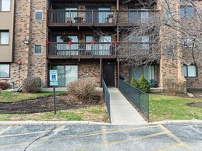 3rd image of 1150 E Randville Dr Unit 3M