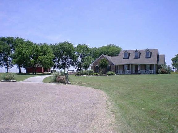 2nd image of 110 S Haven Pl