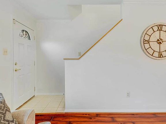 4th image of 2219 Chamblee Pl