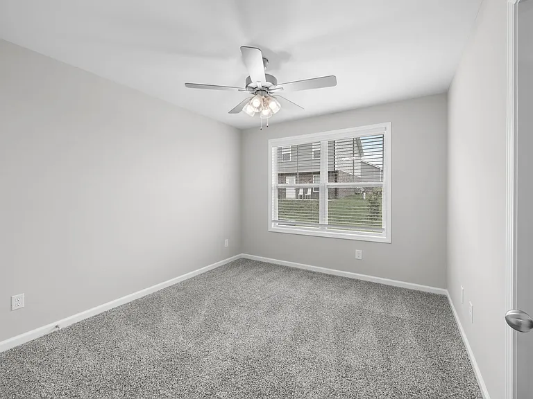 2209 Eldos Trace Cir — Photo 48