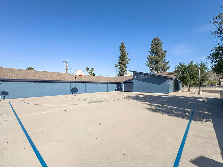 10802 N 16th Ave — Photo 27