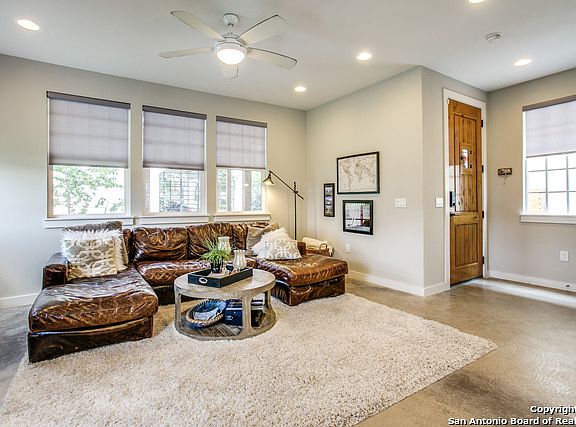 5th image of 436 E Olmos Dr