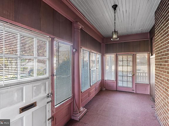 5th image of 1016 Foulkrod St