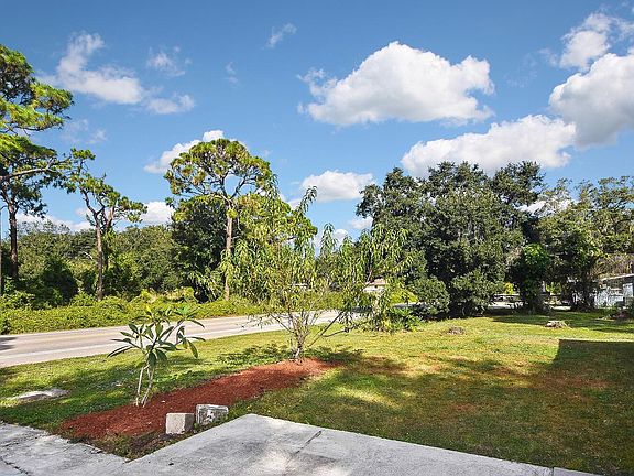 5th image of 2505 Shamrock Dr