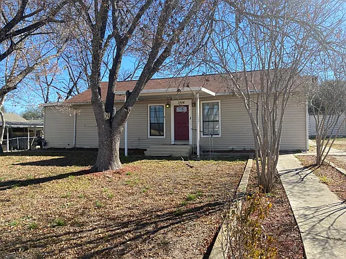 1306 Berlin St Photo 1