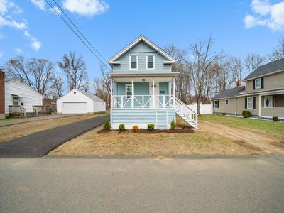 12 Smith Street, Windsor Locks, CT, 06096