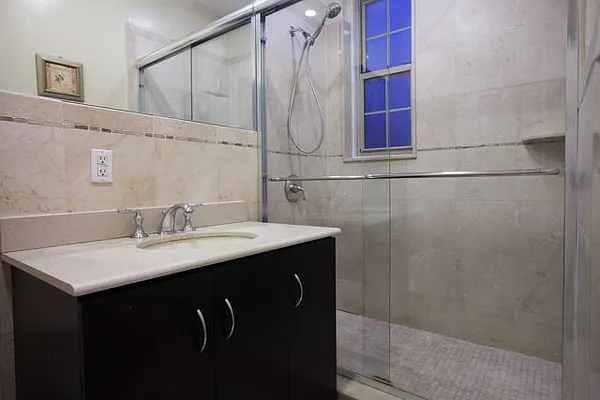 Sold by Anne Donohue Real Estate Inc | media 20