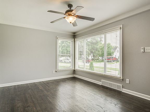 5th image of 28678 Rush St