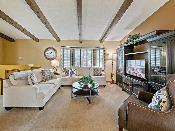 5th image of 4614 Beacon Hill Rd