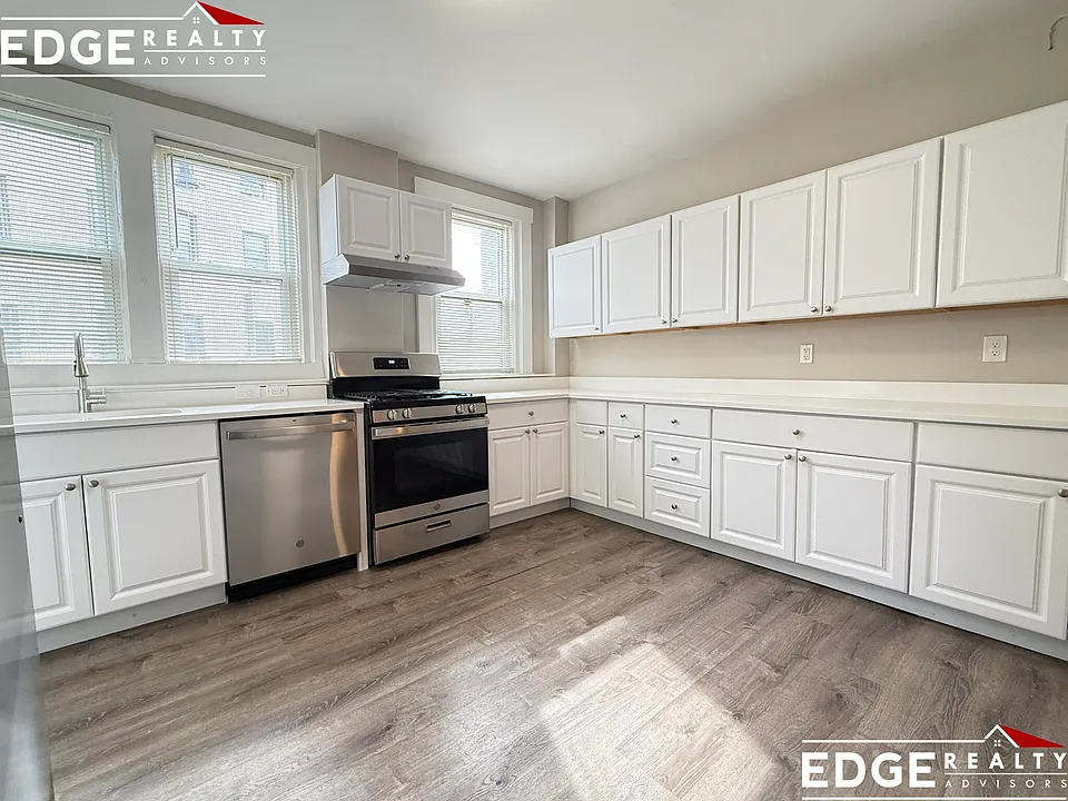 1705 Commonwealth Ave #2
