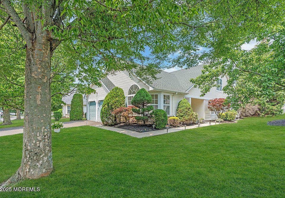 1st image of 2667 Meadow Lake Drive
