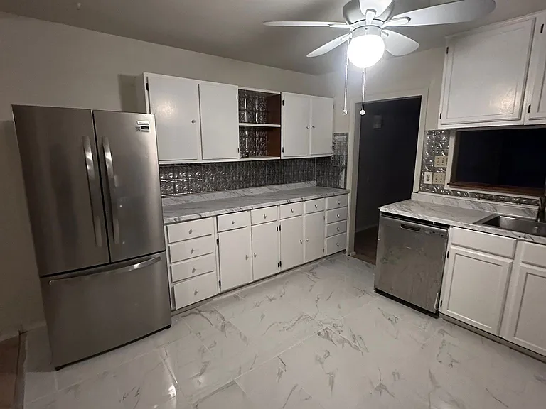9209 North Dr — Photo 2