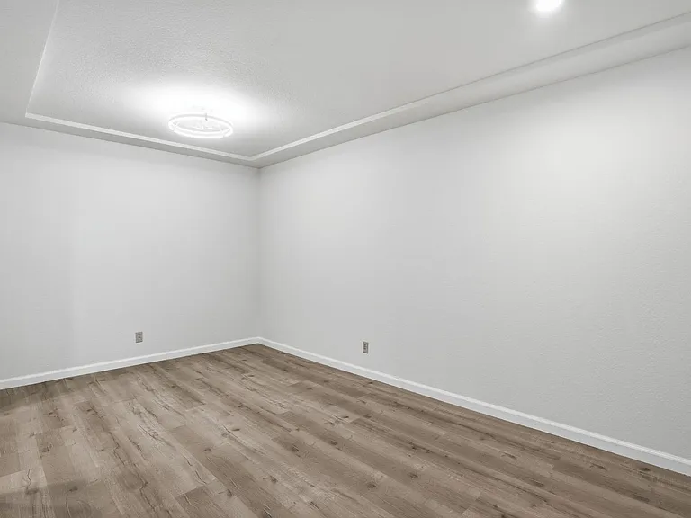 496 W Charleston Rd #103 — Photo 15