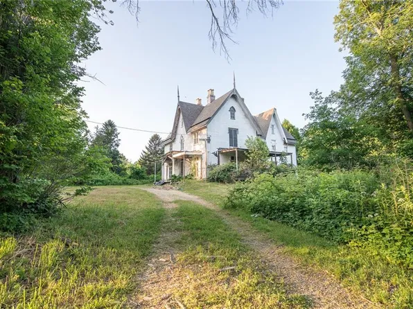 1200 Hope St, Bristol, RI 02809