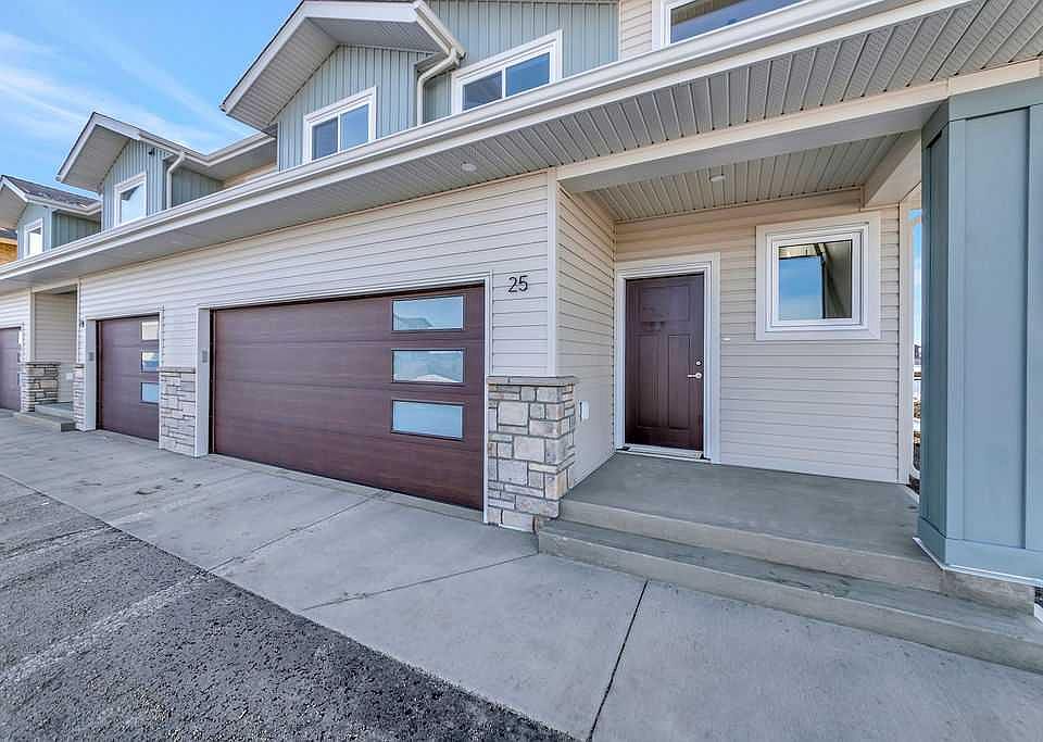 1st image of 3616 N 41b Ave #25