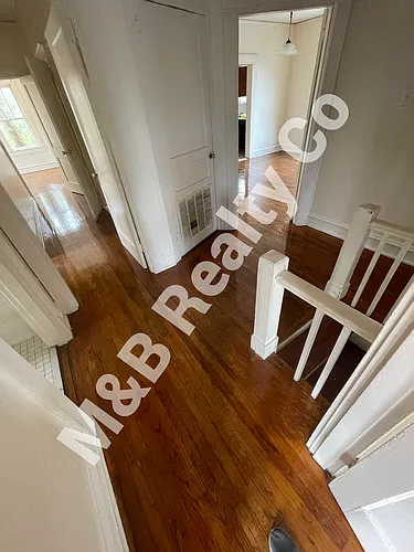 104 Bradford Ave #B Photo 1