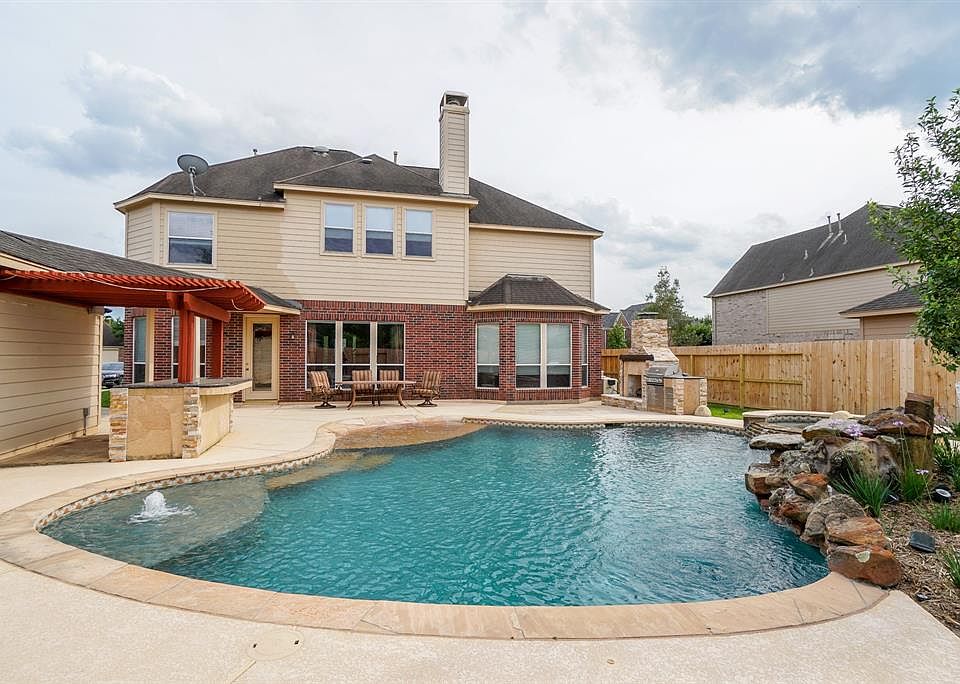 1st image of 8703 S Fitzgerald Way