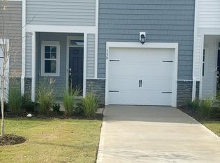 150 Paramount Dr, Smithfield, NC 27577