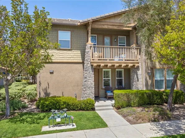 3227 Lisbon Ln, Oxnard, CA 93036