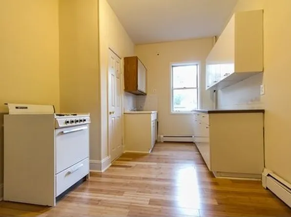 29 Clarke Ave, Jersey City, NJ 07304