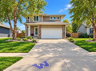 135 SE Trillium Dr, Waukee, IA 50263