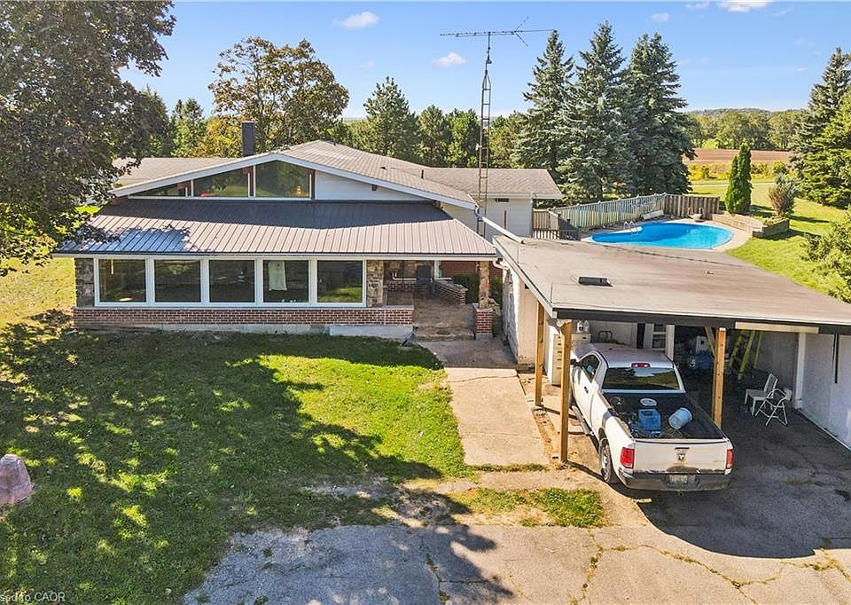 1st image of 234 Brant Rd