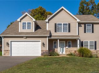 93 Sunrise Ter, Wethersfield, CT 06109