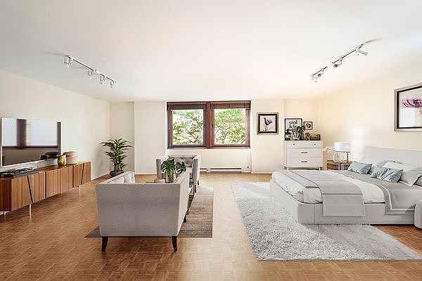1st image of 1080 Madison Ave #4A