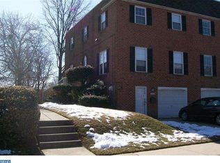 11043 Greiner Rd, Philadelphia, PA 19116
