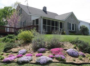 305 Lawrence St, Brandenburg, KY 40108