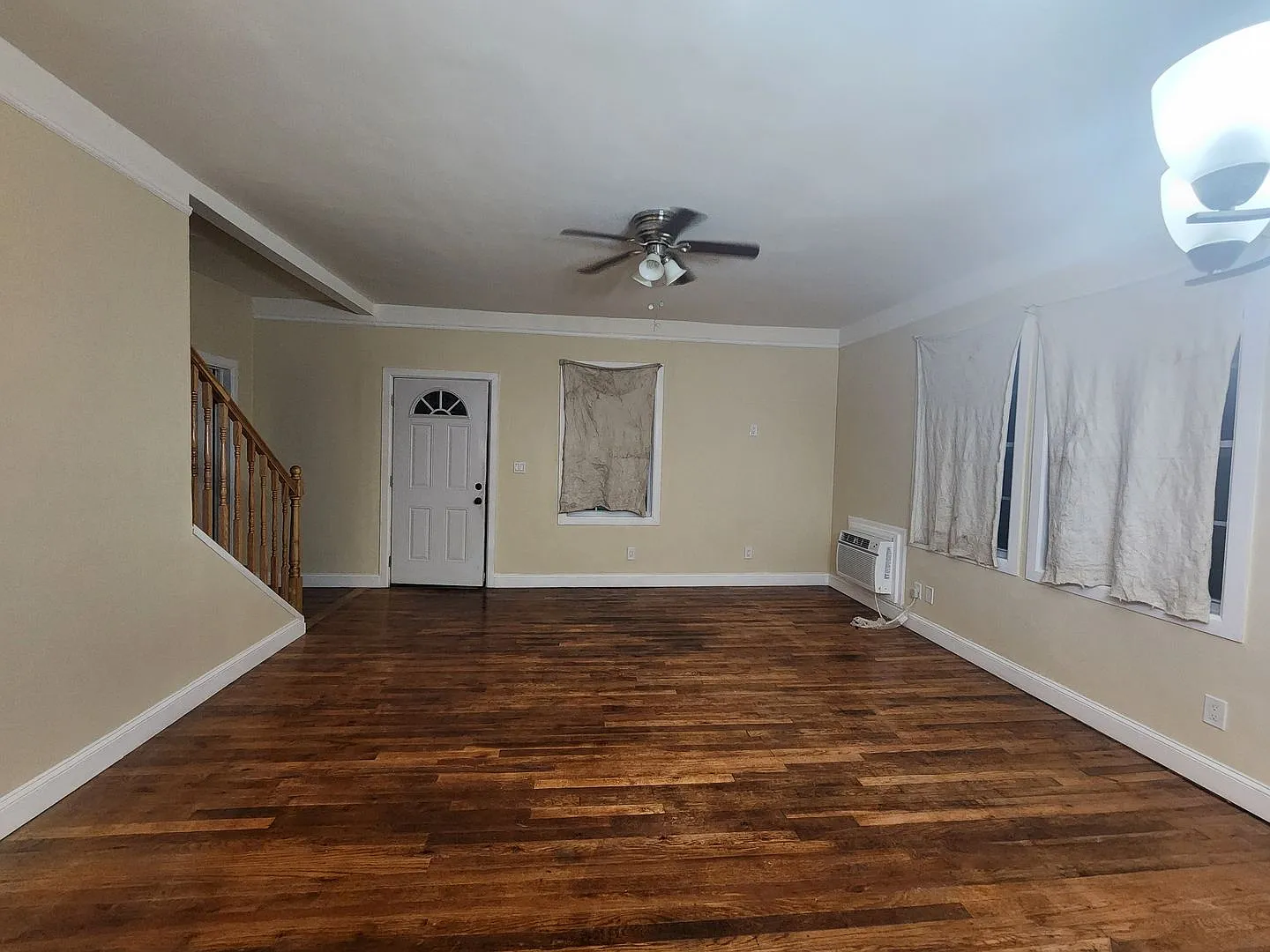 Renovated 4 Bedrooms 2 Baths in Historic Hogansville, GA — Photo 2