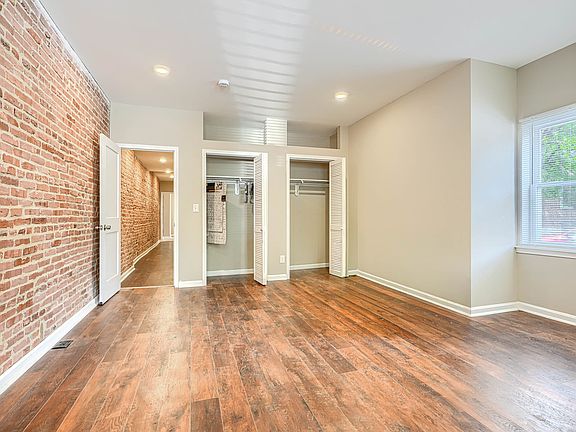 3rd image of 446 N Linwood Ave #1