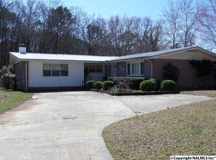 1409 Arrowhead Dr, East Gadsden, AL 35903