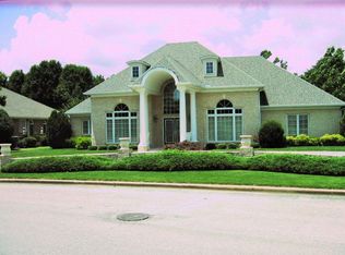 1946 Charlotte Ct, Florence, AL 35630