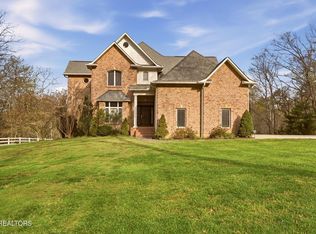 117 Wiltshire Dr, Oak Ridge, TN 37830