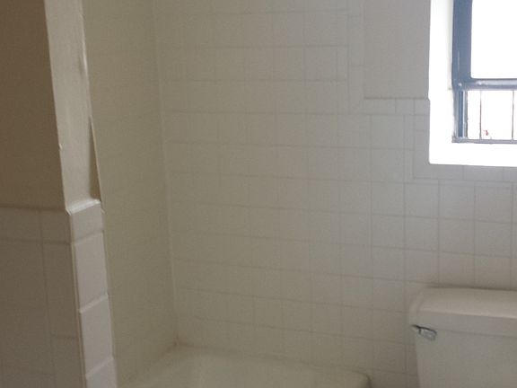 5th image of 8002 21st Ave APT 1J