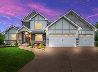 22 Hampton Lane Ct, Wentzville, MO 63385