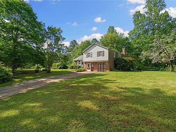 5th image of 768 Burwell Rd