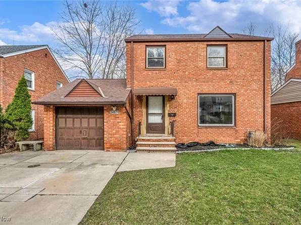 24571 Hawthorne Dr, Euclid, OH 44117