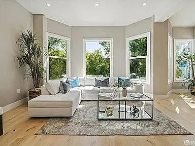 3 bed, 1766 sqft, $9,900 — Photo 4
