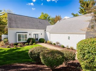 975 Meadowlark Cir, Aurora, OH 44202