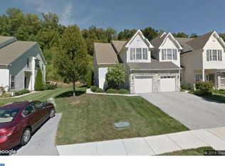 28 Kennedy Dr, Downingtown, PA 19335