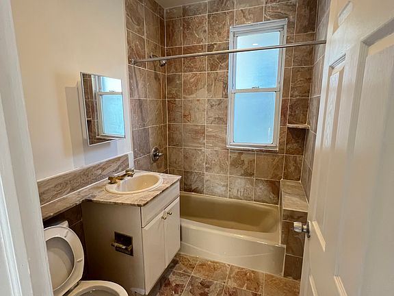 5th image of 70 Bay 34th St Floor 2