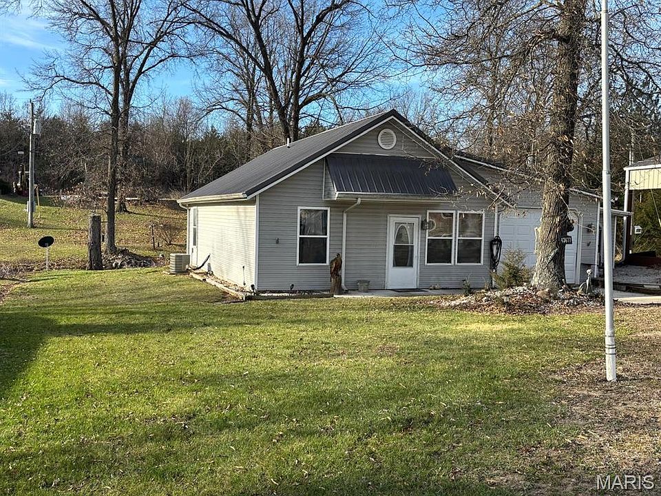 1st image of 43677 Blue Lagoon Dr