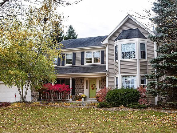 2nd image of 6683 Foxworth Ln