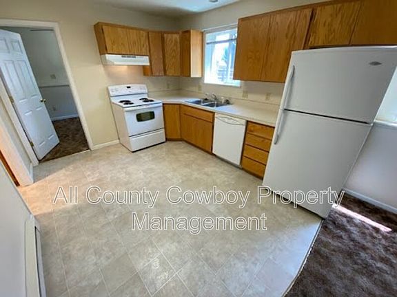 2nd image of 1665 N 5th St APT 101