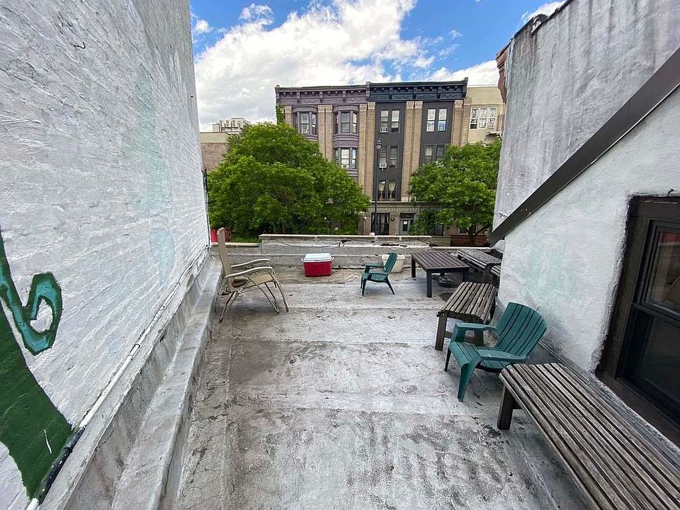 1st image of 642 Franklin Ave #1