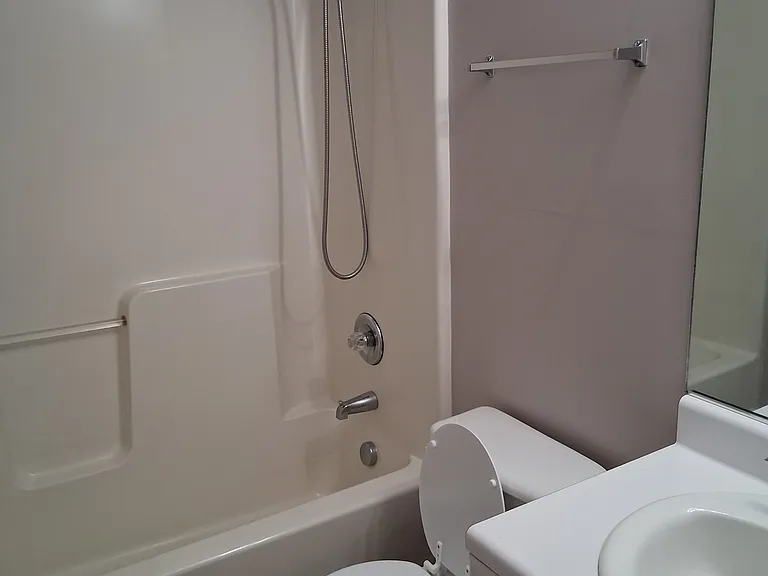 2nd bathroom