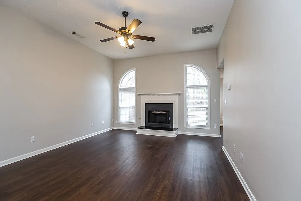 Building Photo - 109 Stoney Brook Way